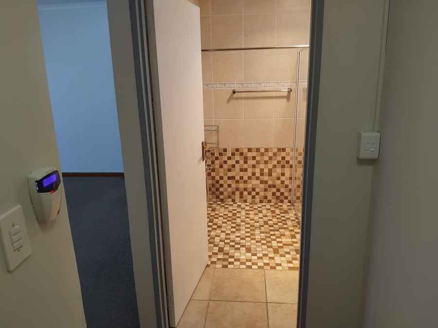 4 Bedroom Property for Sale in Wavecrest Eastern Cape